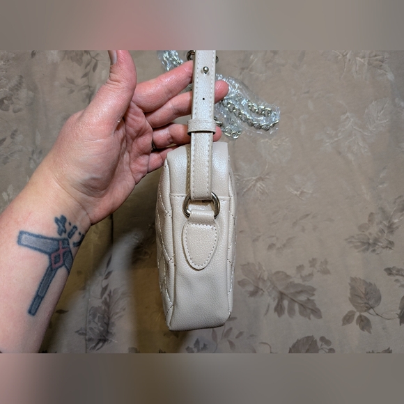 Bella Russo Quilted Crossbody Purse, NWOT! - Picture 6 of 10